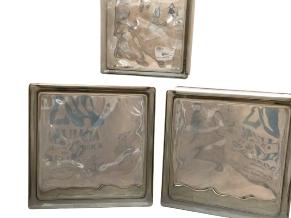 GẠCH KÍNH LẤY SÁNG INDONESIA SÓNG NƯỚC 19*19*8CM